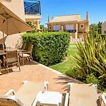Boavista Fairviews Village アパート ラゴス